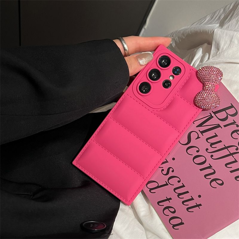 For Samsung Galaxy S23 S22 S21 S25 S24 S20 FE Plus Note 20 Ultra Diamond Kitty Bowknot Soft Down Jacket Phone Case Puffer Cover_voghion.com