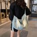 Borsa a tracolla grande in denim lavato da donna, nuova 2025_voghion.com