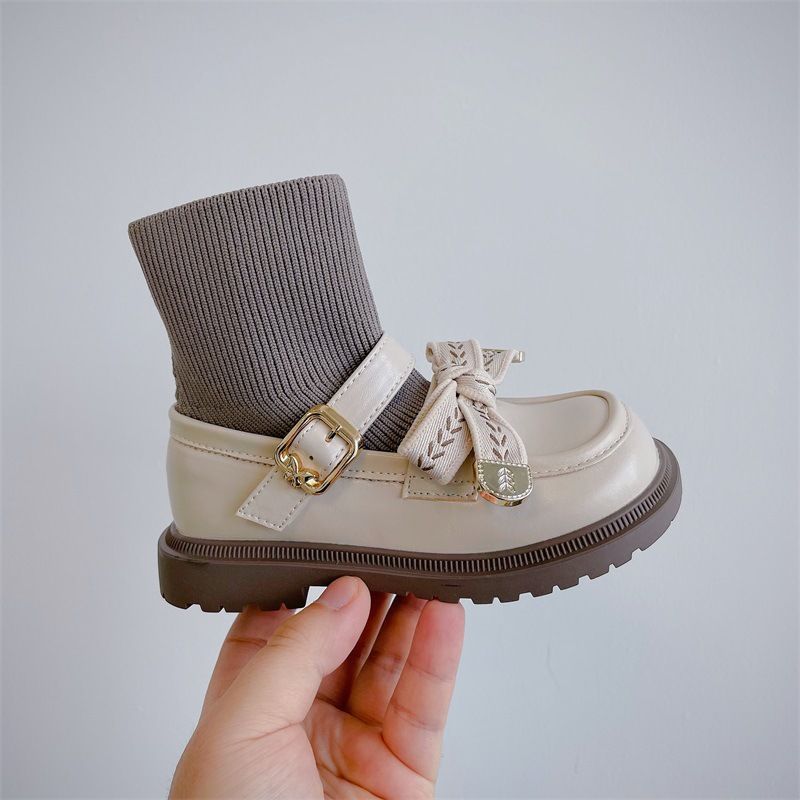 2023 outono novos sapatos infantis menina doce arco princesa estilo coreano moda voando tecelagem meninas meias botas_voghion.com