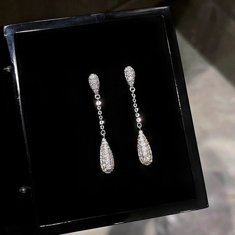 2025 Super Flash Water Drop Fringed Earrings New High-end Versatile Earrings_voghion.com