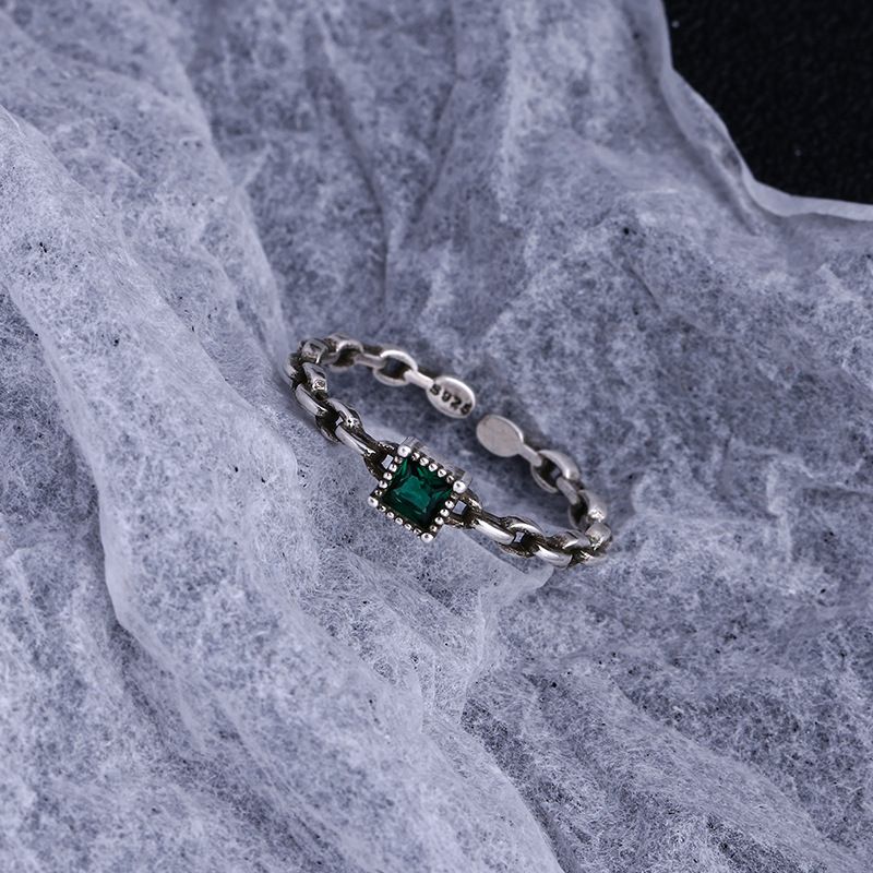 Color VENUS Sier Ring for Women Girl Gift Chain Retro Square Zircon Emerald Jewelry  Stamped Dropshippping_voghion.com
