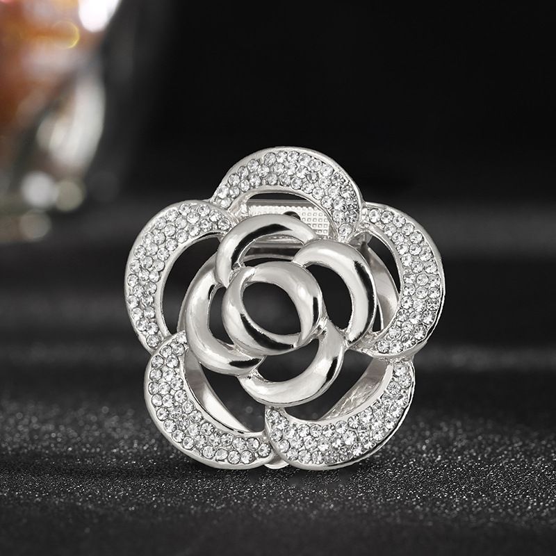 Spilla con fibbia per sciarpa Camelia, spilla anti-esposizione, spilla multifunzione, per abbigliamento da donna di alta qualità, con nodo angolare_voghion.com
