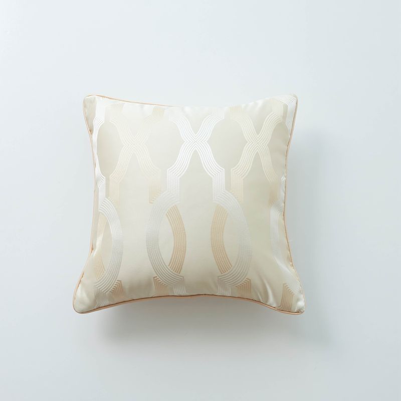 Cushions European Kpop Pillow Cover Decorative Pillows For Sofa 18x18 Dakimakura Home Decor Square Decorative Pillows Bed Cojin_voghion.com
