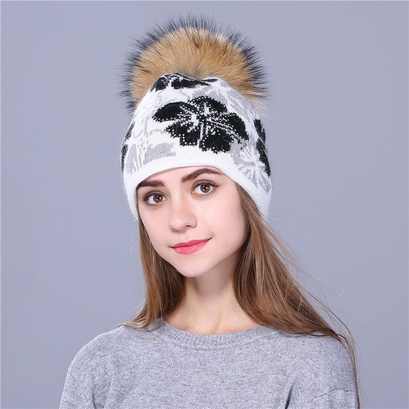 Nouvelle couverture thermique pour femmes automne et hiver 15 cm grande boule de poils rose mode lapin cheveux tricoté chapeau_voghion.com