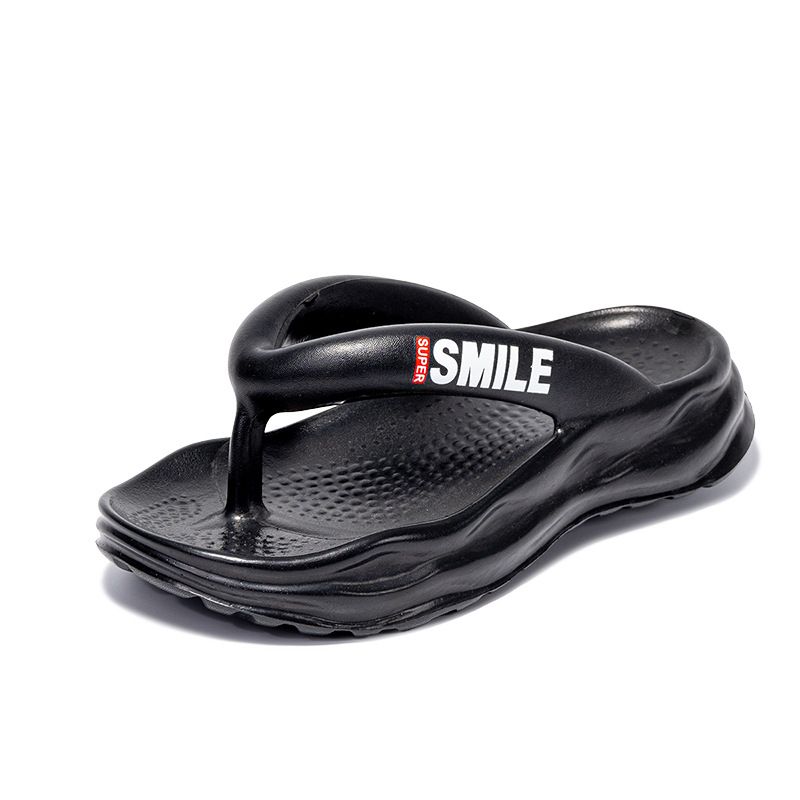 Summer men's flip flops for outdoor wear, with a feeling stepping on feces. New thick soled herringbone are non slip and_voghion.com