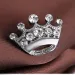 Spilla a forma di corona piccola in cristallo trasparente color argento di vendita calda B015 Spilla da colletto da donna in lega molto carina Gioielli da sposa per matrimonio_voghion.com