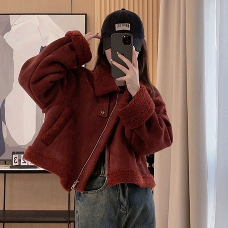 Cappotto corto in pelle di pecora e shearling 2023 Giacca da motociclista in pelle scamosciata con collo alto spesso invernale per donne minute_voghion.com