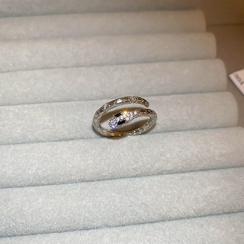 Kalter Wind Zirkon Schlangenring Nische fortschrittliches Design Zeigefingerring_voghion.com