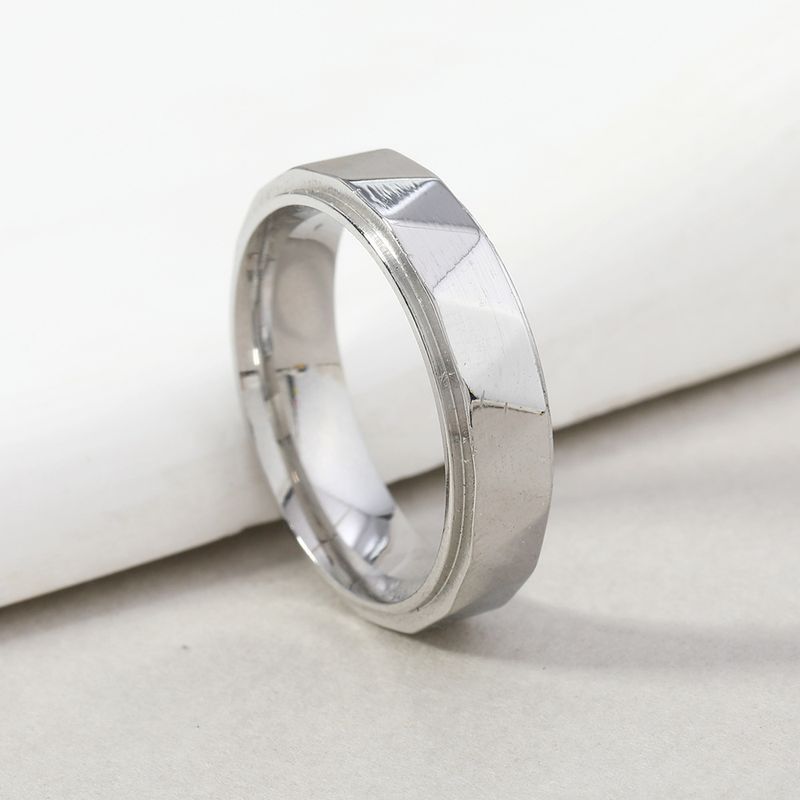6mm V-Shaped Titanium Steel Ring – Multi-Faceted Diamond Design, Fashion Jewelry For Men & Women_voghion.com
