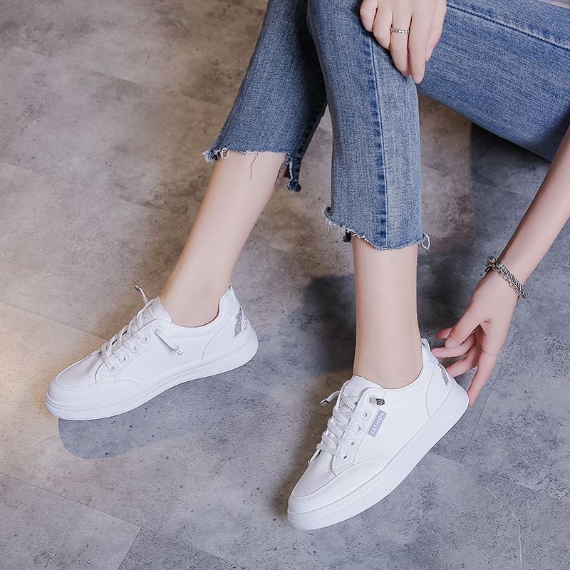Frühling Herbst Neue Kleine Weiße Damen Student Casual Board Atmungsaktive Und Vielseitige Sport Flache Sohle Einzelne Schuhe_voghion.com