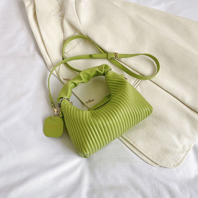 Sac design de Niche pour femmes, nouvelle texture, sac à main d'été polyvalent, haut de gamme, sacoche de style étranger, 2024_voghion.com