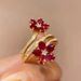 2025 Nouveautés Mode Vintage Délicate Floral Ruby Rings pour Tempérament Féminin Incrusté Plein de Zircone Cubique Ouverture Anneau Fête_voghion.com