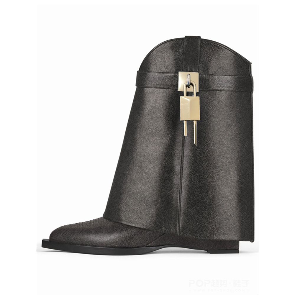 2023 Neue spitze Keilstiefel aus geprägtem Leder mit mittlerer Wade und Metallschnalle, spezielle Damenschuhe in großen Größen_voghion.com