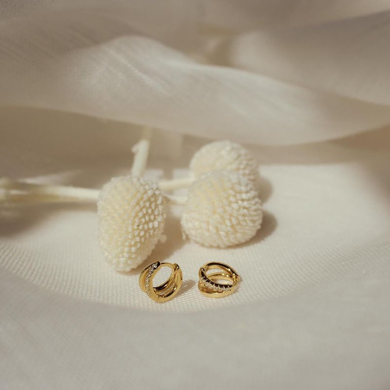 Brass With Real Gold Plating, Popular With Zircon, Personalized Half Circle, Versatile Gold Earrings_voghion.com