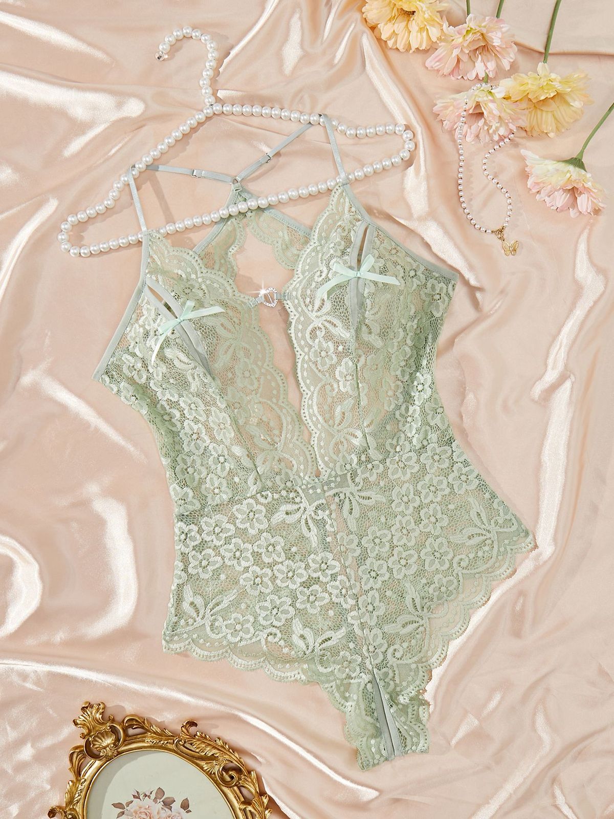 Sex Products Open Crotch Suspender Jumpsuit Can Be Expanded_voghion.com