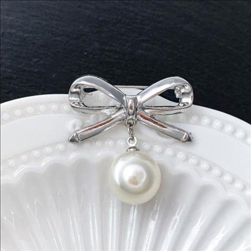 Pin Fixed Clothes Pearl Brooch Corsage Accessories Anti-Exposure Pin Versatile Scarf Buckle Dual-Purpose Safety Artif_voghion.com