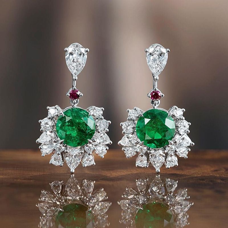 Cao Shi New Product Recommendation High-end Palace Style Luxurious For Women Inlaid With Emerald Green Zircon Earrings_voghion.com