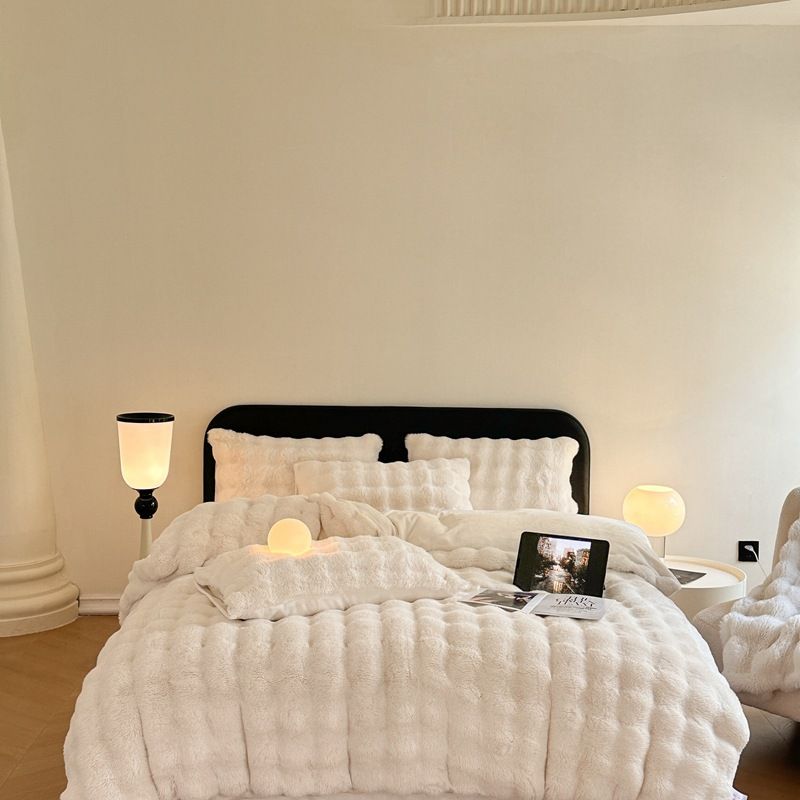 Σπίτι & Κήπος Μαλακό βελούδινο κρεβάτι Milky Velvet σετ τεσσάρων τεμαχίων με χοντρό σεντόνι και πάπλωμα τριών τεμαχίων_voghion.com