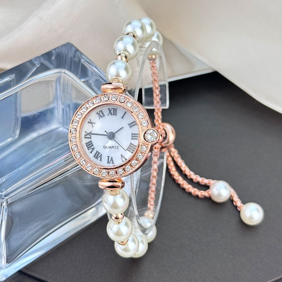 Women's Bracelet Watches Diamond Roman Mother Of Pearl Drawstring Bracelet Watch Fashionable Niche Versatile Exquisite Women's Watch_voghion.com