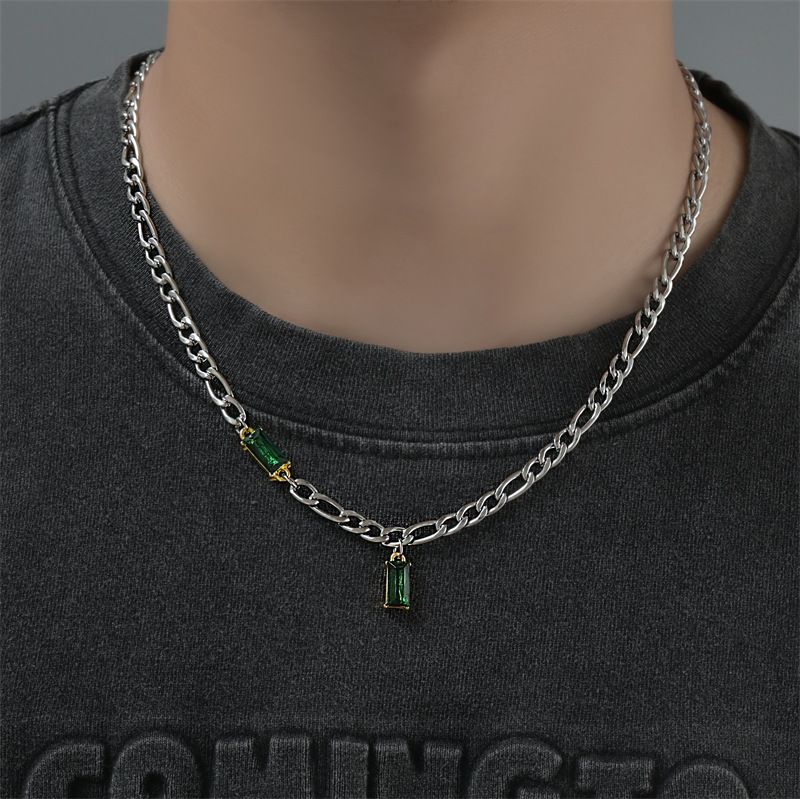 Niche Design Exquisite Emerald Zircon Splicing Light Luxury Necklace Hip Hop Cool Titanium Steel Cuban Clavicle Chain_voghion.com