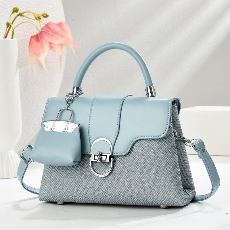 New Niche Design High-End Casual Versatile Single Shoulder Crossbody Handheld Small Square Large Capacity Women's Bag_voghion.com