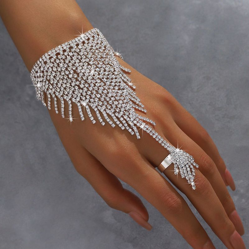 Hot Selg Fashionable Exquisite Rhie Chain For Women, Urious And Sparkg Full Dia Bracelet With An Open_voghion.com