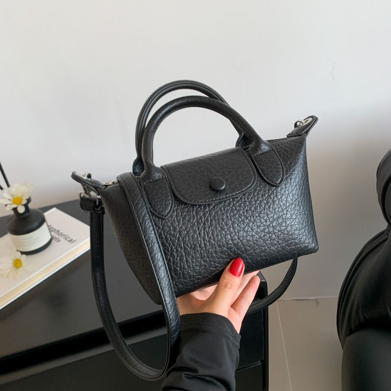 Kleine quadratische Tasche mit großem Fassungsvermögen, vielseitiger Damentrend, Umhängetasche mit einer Schulter, leichte Nischen-Luxushandtasche_voghion.com