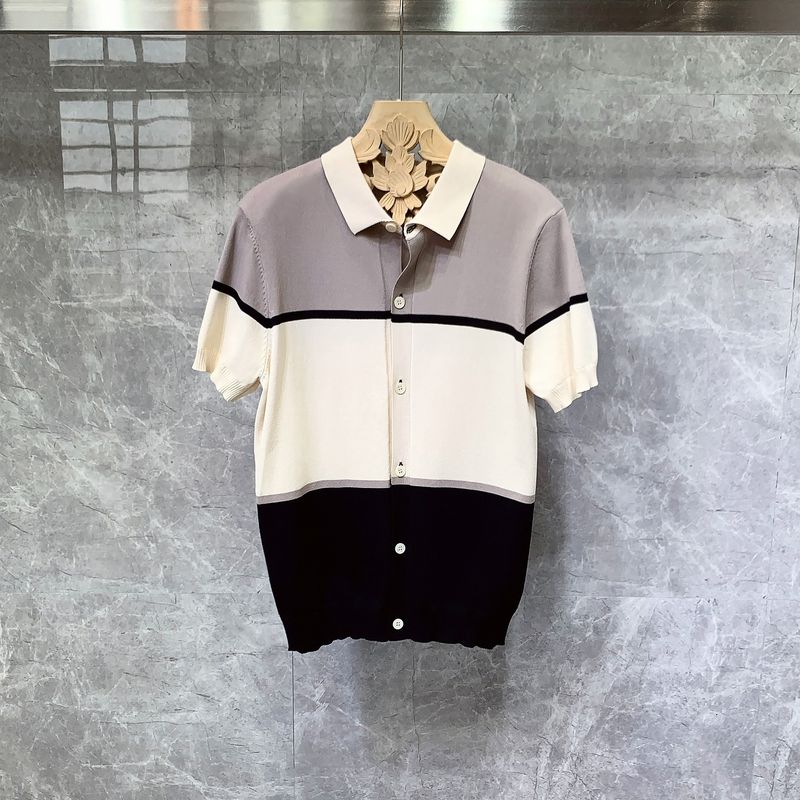Herrenbekleidung Sommer Kontrastfarbe Gestricktes Kurzarm-Poloshirt aus Eisseide für Herren Hübsches T-Shirt im Casual-Stil mit High-End-Revers_voghion.com