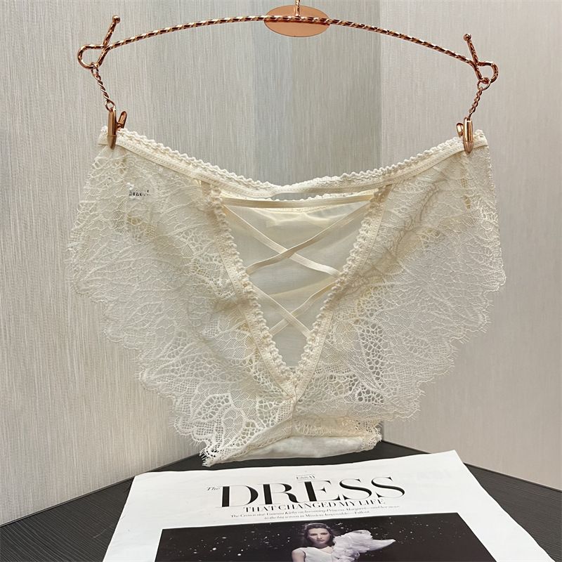 Underwear Sexy Thin Belt Hollow Black Underwear Ladies Lace Low Waist Breathable Thin Briefs_voghion.com