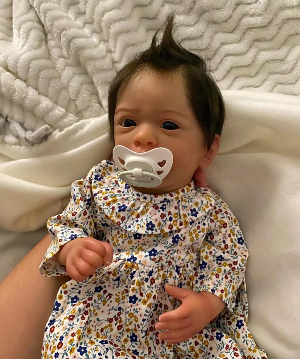 Guessbelly Realistische 45 cm große wiedergeborene Babypuppe mit 3D-bemalter Haut, lebendiges weiches Silikon für Neugeborene, schönes Spielhaus, Spielzeug, Geburtstagsgeschenk für Mädchen_voghion.com