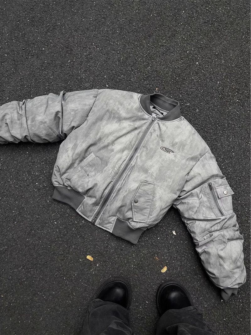 Giubbotto bomber vintage effetto consumato – Streetwear post-apocalittico (M-2XL, imbottitura in poliestere, design stropicciato, cappotto unisex hip-hop)_voghion.com