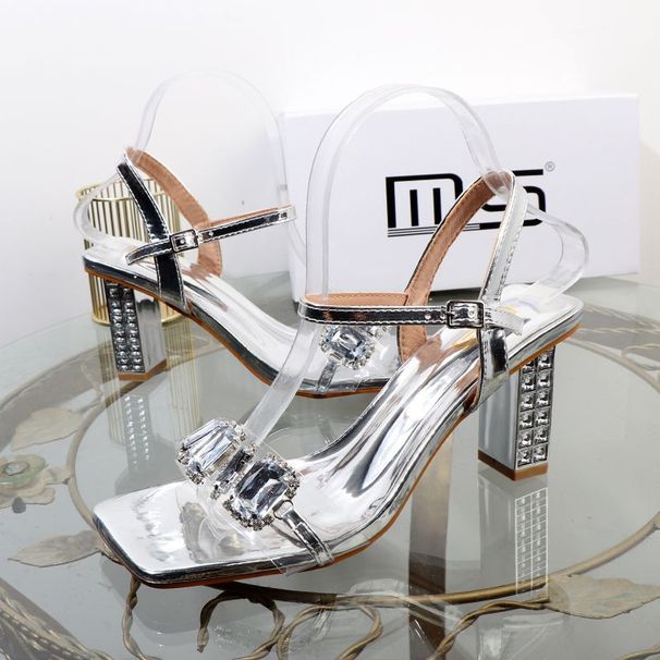Νέα σανδάλια σε σχήμα Τ με αγκράφα και διαφανή κορδέλα του 2024, με εμφανές σέξι, λαμπερό ψηλοτάκουνο._voghion.com