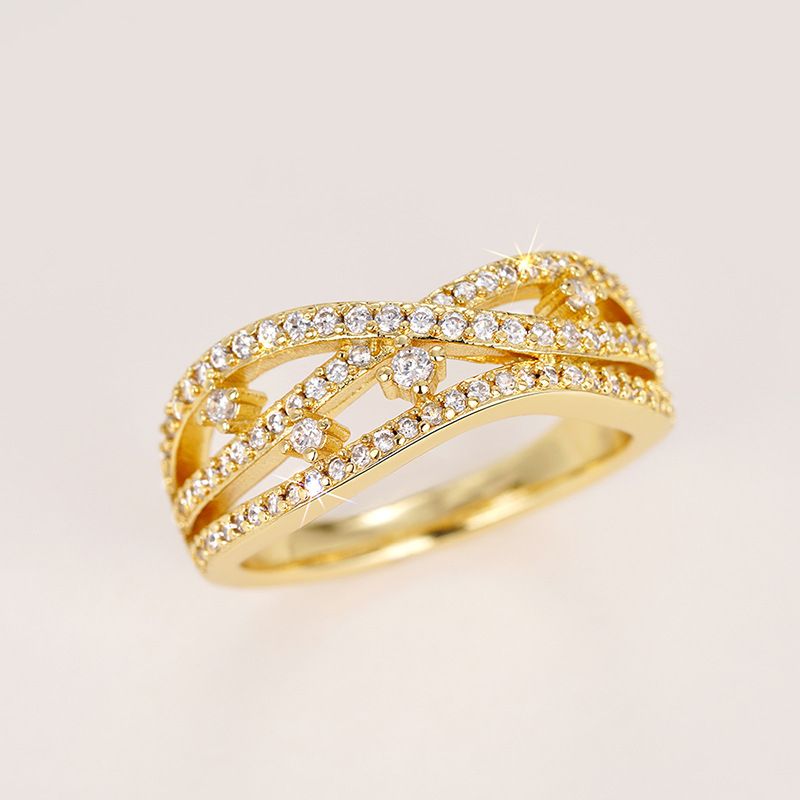 Bague de luxe en cuivre creux multicouche sertie de zircons de Cao Shi, nouvelle collection de bijoux au design créatif_voghion.com