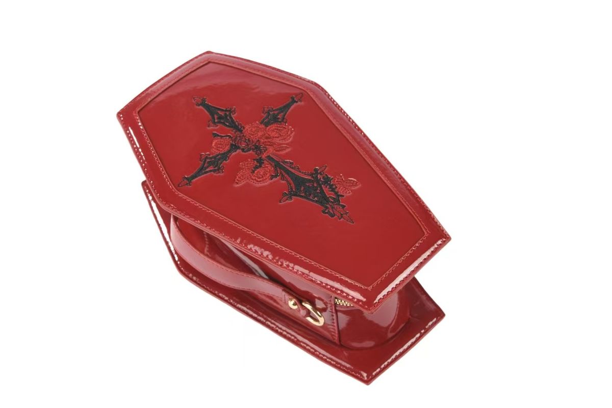 Borsa a tracolla da donna in pelle verniciata gotica ricamata a forma di bara, in vendita calda, con trucco scuro e punk rosso_voghion.com