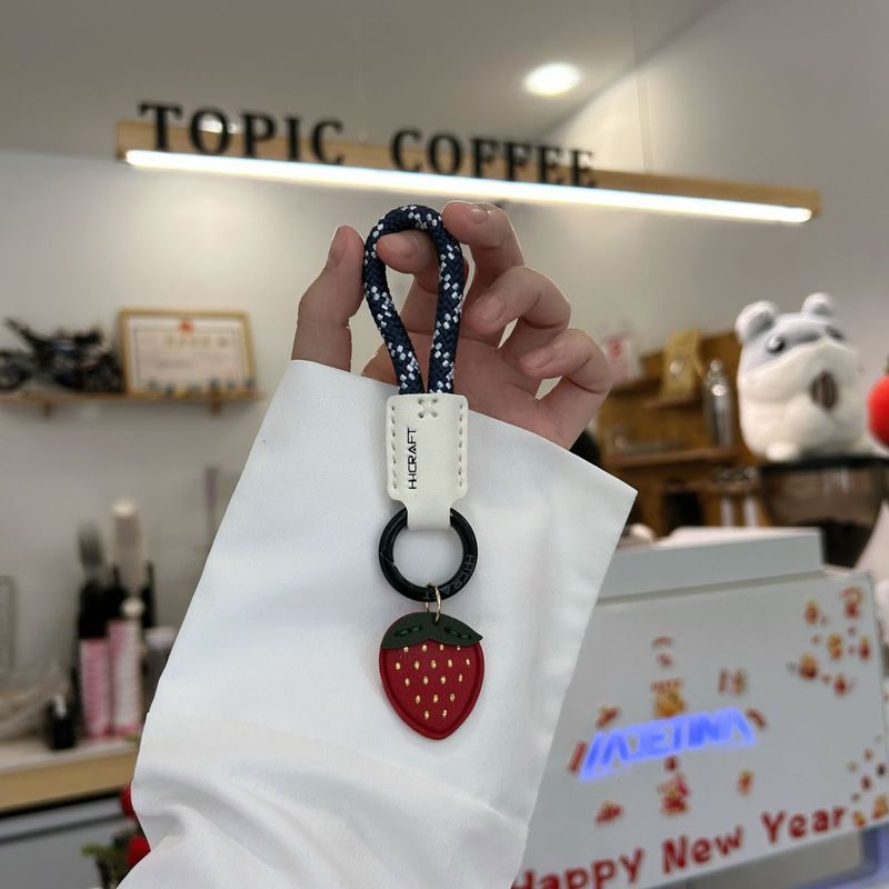 Genuine Cowhide Braided Rope Keychain Pendant High Quality Car Keychain Ring Men And Women Hand Rope School Bag Pendant_voghion.com