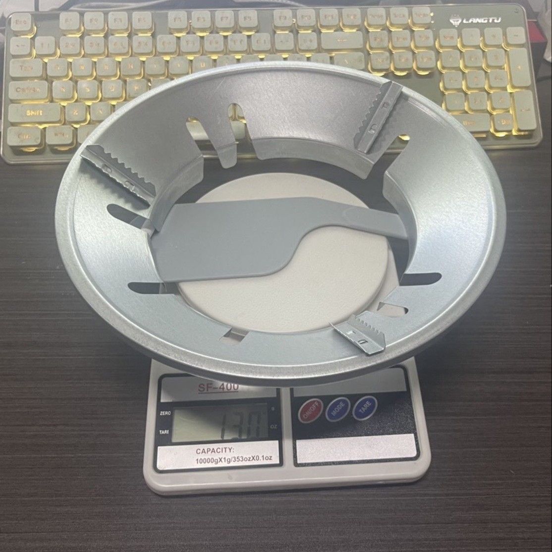 Universeller winddichter Flammenkonzentrator, langlebiger Hitzeschild aus Eisen (Design mit 8 Öffnungen, passend für 4 und 5 Brenner, energiesparend und Spritzschutz)_voghion.com