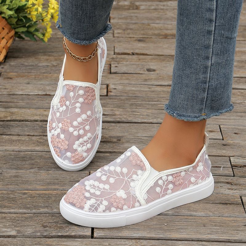 Plus Size Women's Floral Pattern Casual Flat Lightweight Lace Walking Shoes Low Top Breathable Fashion Trend_voghion.com
