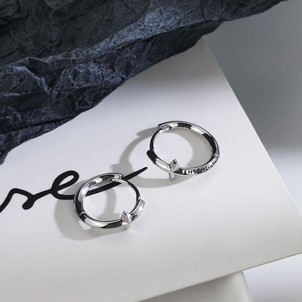 Nuovi orecchini antiallergici a forma di stella con un tocco di alta qualità, di nicchia, alla moda, dal design personalizzato per uomo, regalo di compleanno_voghion.com