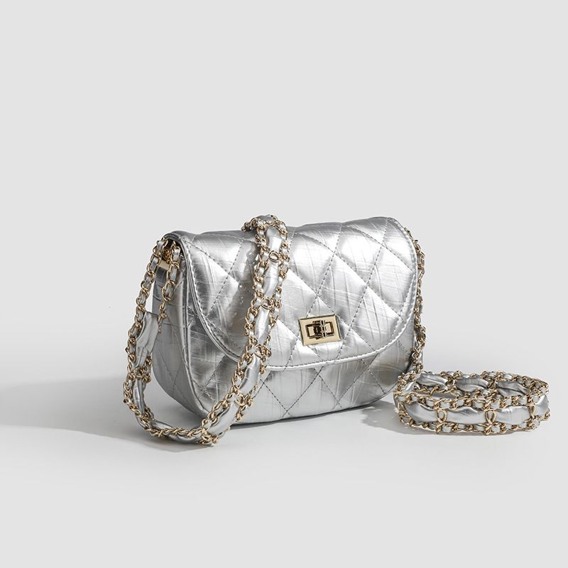 Borsa a tracolla con tracolla larga in argento 2024, stile piccolo e profumato, con catena, stile premium squisito_voghion.com