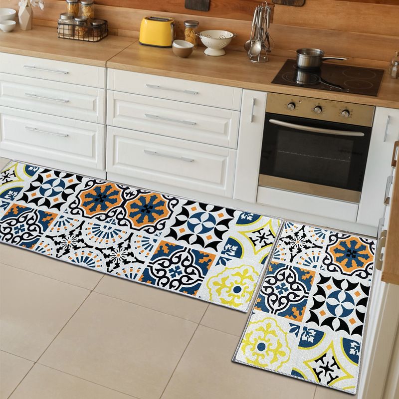 Checkered Retro Crystal Velvet Kitchen Water Absorbing Non Slip Floor Mat Set Cross Border Spot Non Woven Carpet_voghion.com