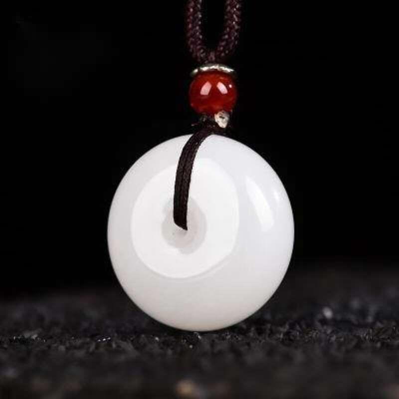 [Fengmu Jewelry] Peace Buckle White Jade Pendant Male Female Children's Rope Color Random_voghion.com