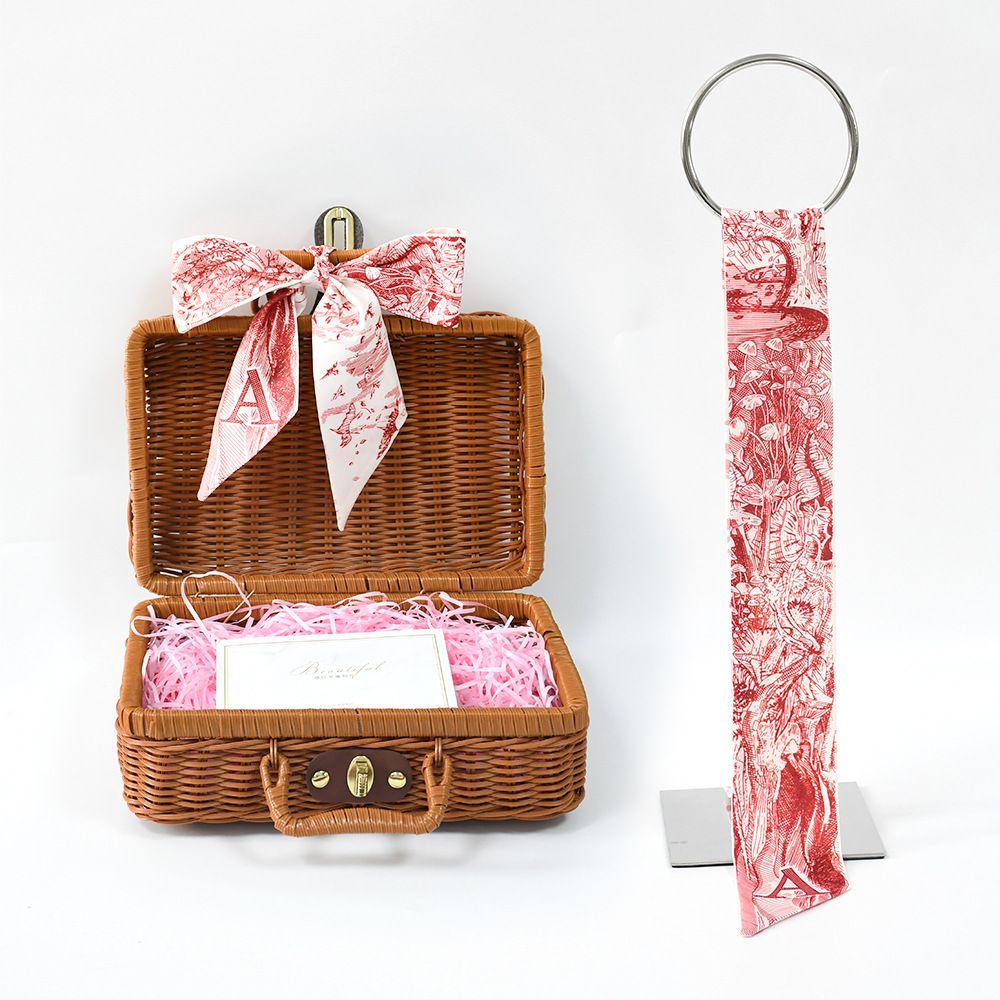 26 carte dei tarocchi dell'alfabeto, nastro, borsa, cravatta, scatola regalo per le feste, versatile fascia per capelli, decorazione, piccola sciarpa all'ingrosso_voghion.com