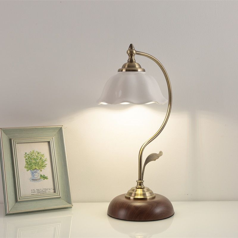 Lampada da comodino in vetro nordico americano per studio, camera da letto, regalo di nozze romantico e accogliente._voghion.com