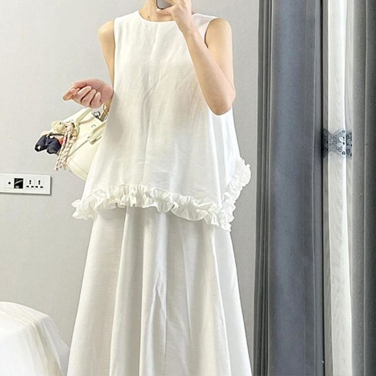 Ensemble été 2025 pour femme : débardeur sans manches à volants et jupe assortie, style rajeunissant._voghion.com