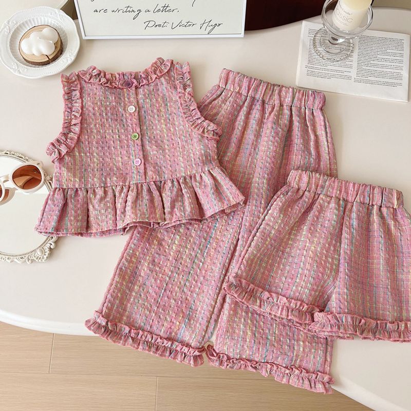 Kinderkleidung Mädchenanzug Sommer dünn kariert kleines Mädchen ärmelloses Oberteil locker weites Bein modischer dreiteiliger Anzug_voghion.com