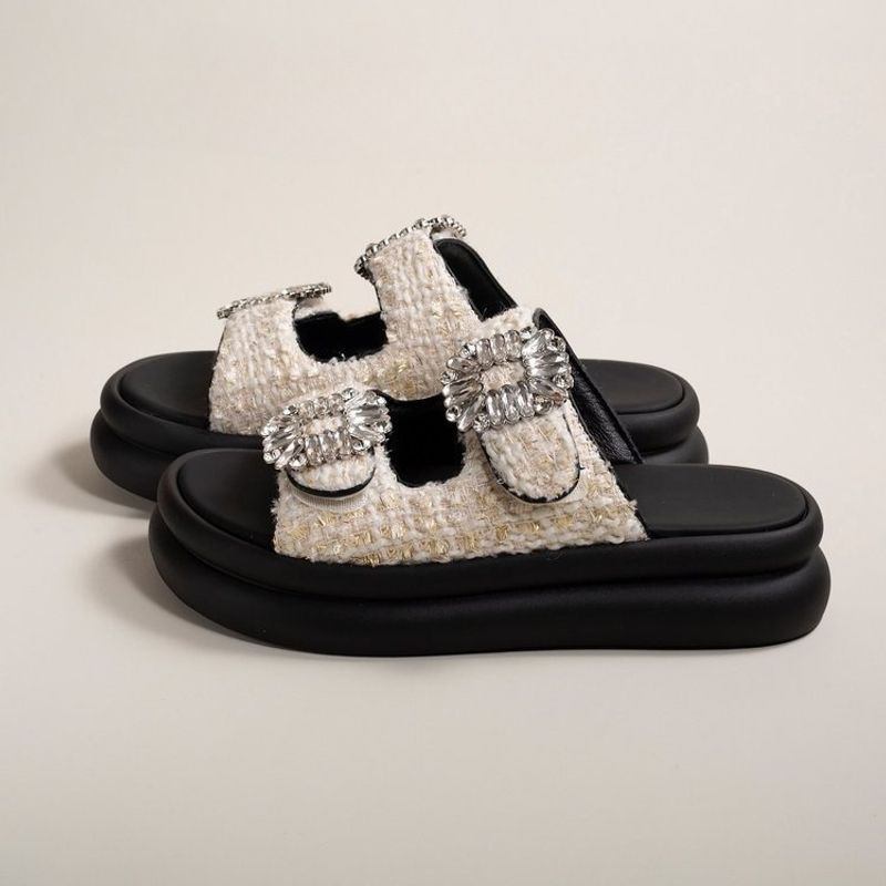 Pantofi de plajă casual mici, parfumați, cu talpă groasă și vânt, cool, pentru femei, vara 2024, noi, cu cataramă pătrată și diamant cu apă_voghion.com