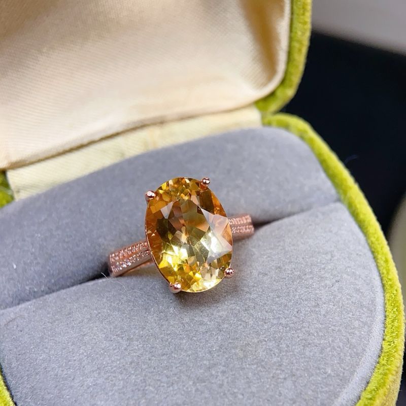 Neuer Ring für Frauen, farbenfroher Gestone-Schmuck, silbereingelegter Ring mit natürlichem gelbem Kristall, Hauptstein des Eherings_voghion.com