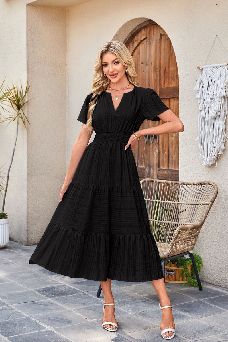 Robe évasée à manches courtes et col en V pour femme, modèle 2025_voghion.com