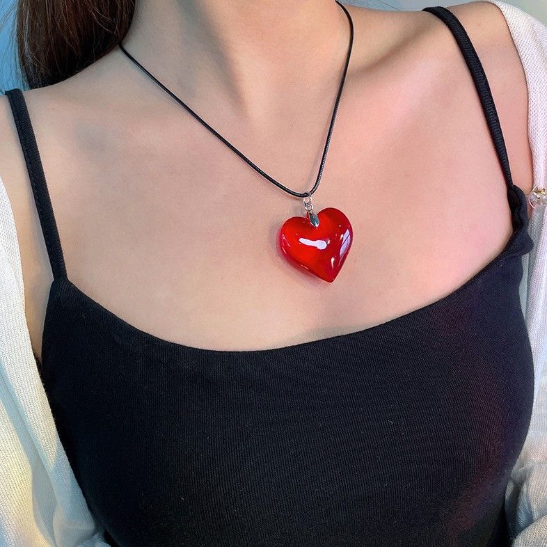 Collana con ciondolo a forma di cuore in cristallo rosso, in vendita, con catena per clavicola alla moda, accessorio versatile_voghion.com