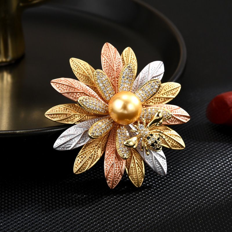 Spilla di perle a forma di girasole, fiore sul petto, personalità, temperamento versatile, accessori per abiti, design di nicchia, celebrità di Internet n_voghion.com